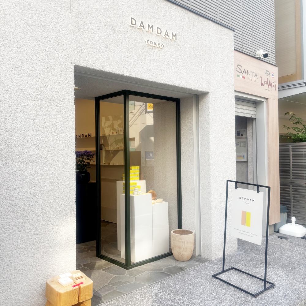 DAMDAMの表参道店の外観