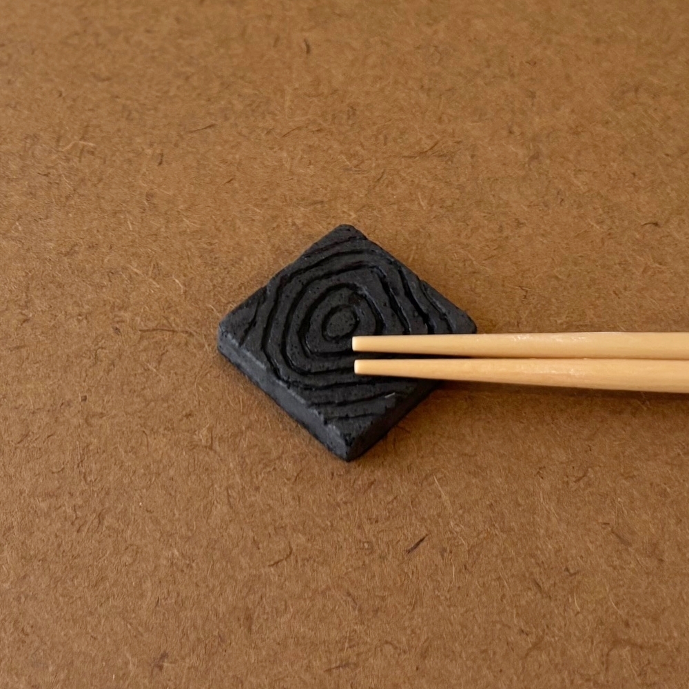 籾殻くん炭（炭黒）