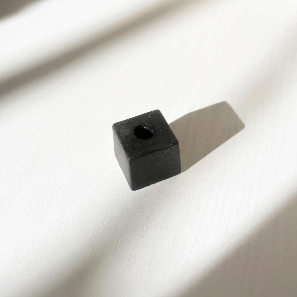 BANANA BLACK Pen Stand(2)