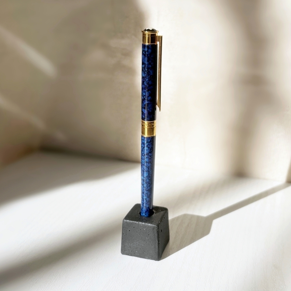 BANANA BLACK Pen Stand(3)