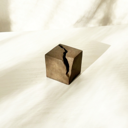 COFFEE BREATH FISSURE